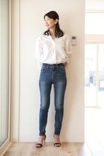 画像をギャラリービューアに読み込む, オーガニック スリムテーパードジーンズ 股下73cm・65cm【 ネイビーブルー 淡色 】